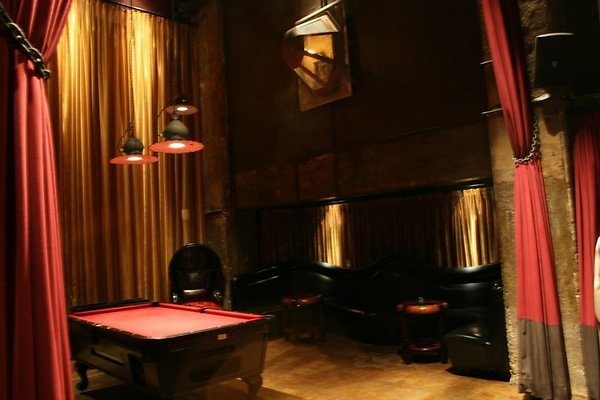 Edison Bar.017