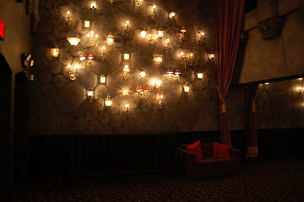 The Fonda Theater.Night Club.Bar18