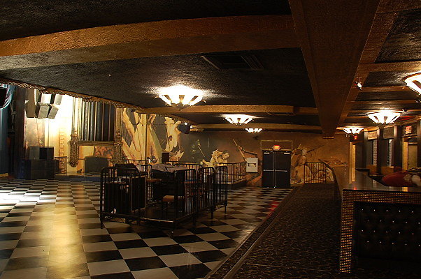 The Fonda Theater.Night Club.Bar39