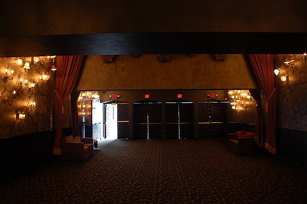 The Fonda Theater.Night Club.Bar31