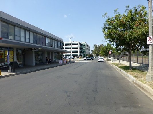Bellingham at Hamlin - N. Hollywood