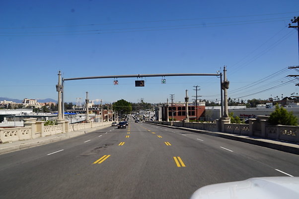 4th.St.Bridge.DTLA.12