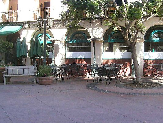 Paseo Nuevo-110 
