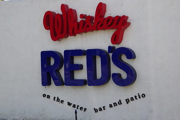 Whiskey Reds.Restaurant.MDR