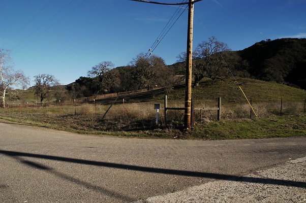 Alisal Rd SB 0641