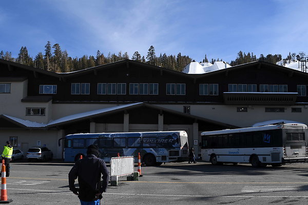 Main Lodge 002