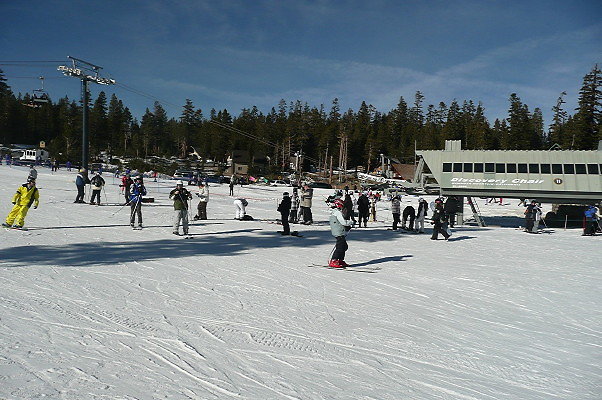 Mammoth Mtn. Lodge Ext. Pixx08