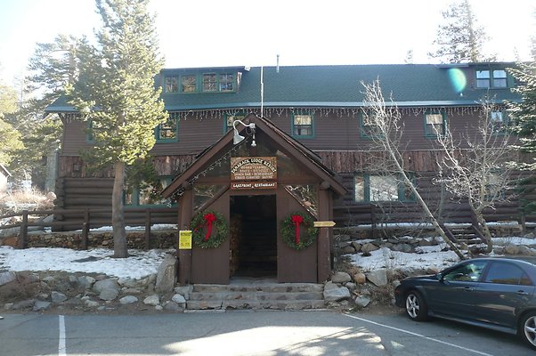 Tamarack Lodge16