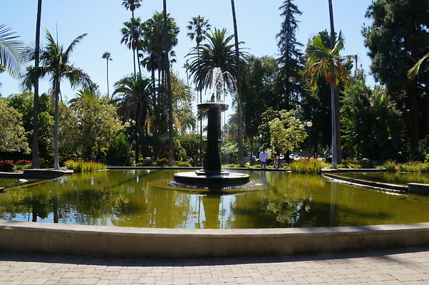 Fountain.Will.Rogers.Park.BH22