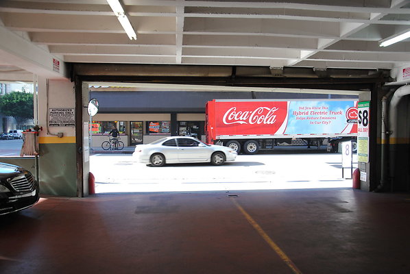 Un.Val.757.So.Flo.Int.05