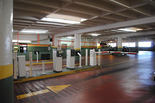 Un.Val.757.So.Flo.Int.22