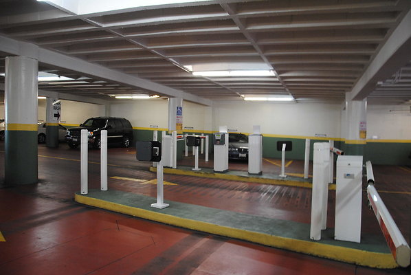 Un.Val.757.So.Flo.Int.06