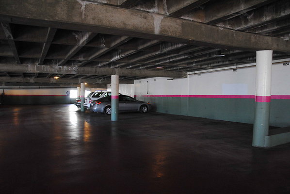 Un.Val.757.So.Flo.Int.34