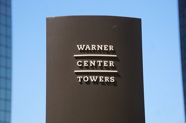 Rooftop.21550.Warner Center