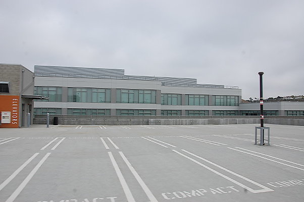 Playa.Parking Structure.12181.So.Campus73
