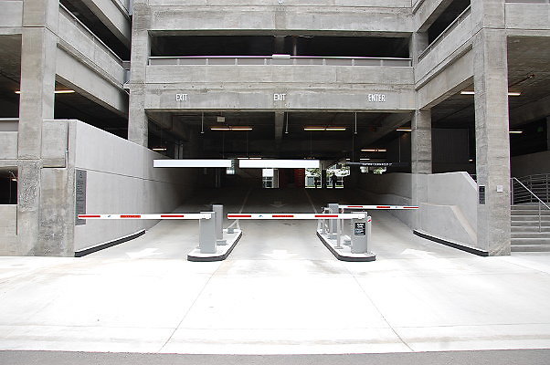 Playa.Parking Structure.12181.So.Campus05