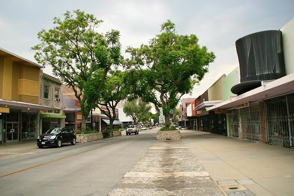 14.E.2ndSt 13.Pomona