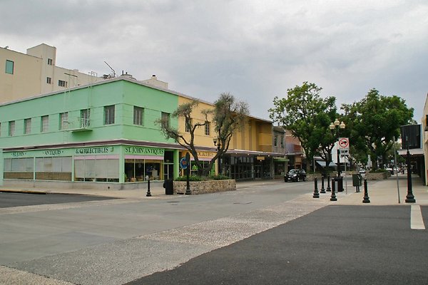 10.E.2ndSt 09.Pomona