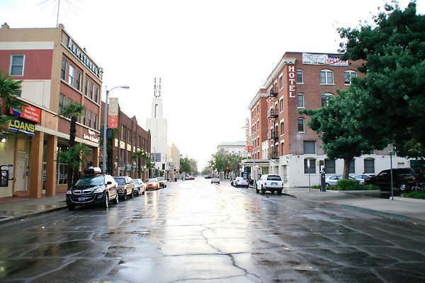 22.E.3rdSt 02.Pomona