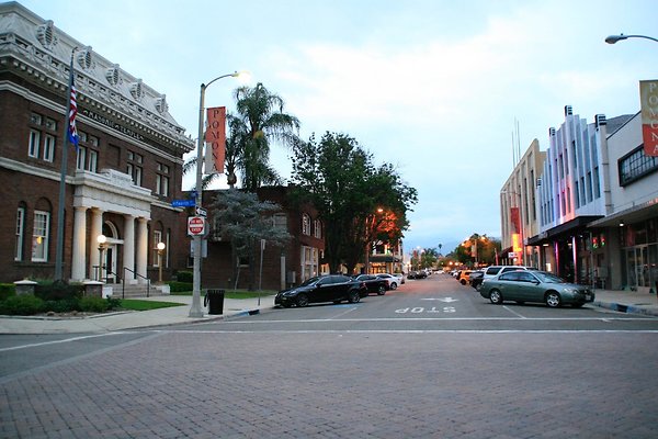 34.W.4th ThomasSt 02.Pomona