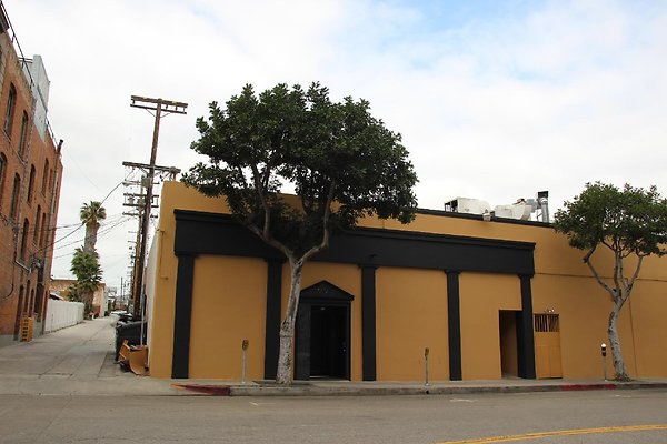 Streets-7th &amp; Center sanp-020