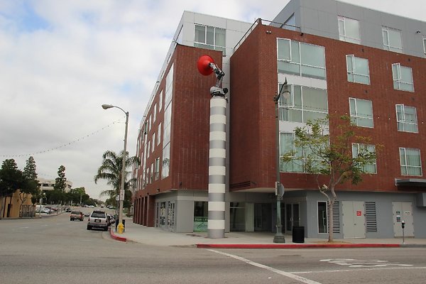Streets-7th &amp; Center sanp-027