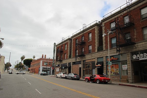 Streets-7th &amp; Center sanp-017