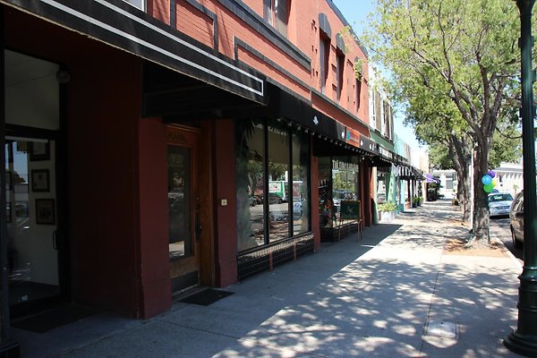 75.Street.Sidewalk.Mission.St.SoPas
