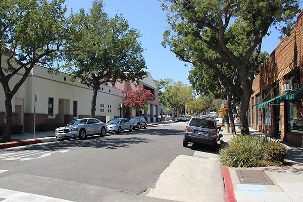 64.Street.Sidewalk.Mission.St.SoPas