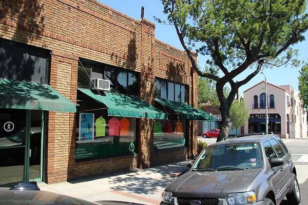 62.Street.Sidewalk.Mission.St.SoPas