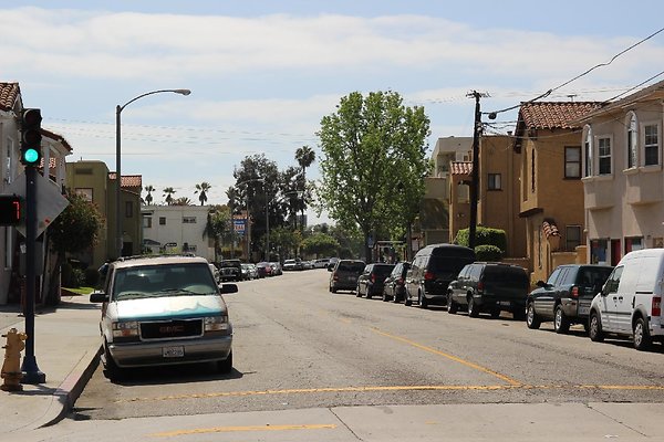 Steet-4th &amp; Orange lbch-010