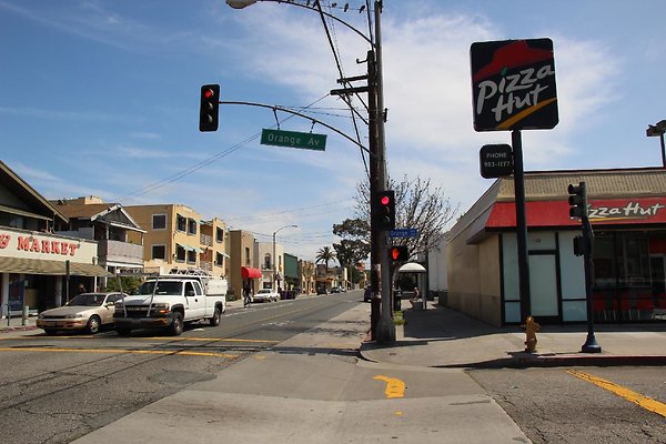 Steet-4th &amp; Orange lbch-007