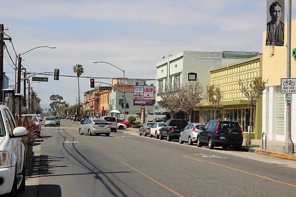Strts-4th St Cherry-Junipero lbch-032