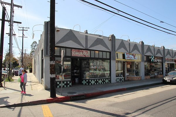 Strts-4th St Cherry-Junipero lbch-053