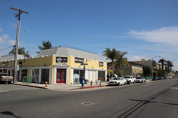 Strts-4th St Cherry-Junipero lbch-037