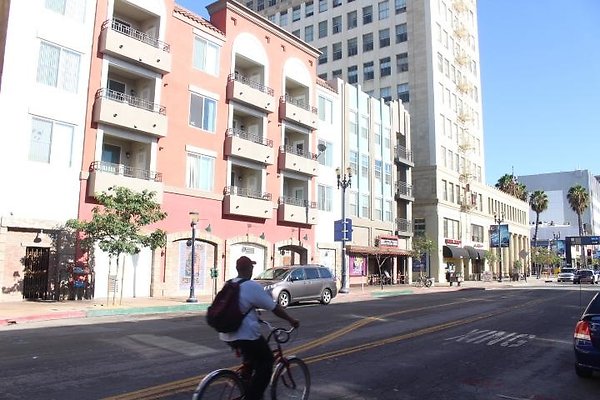 Street.SW.Pine.3rd-4th.LongBeach.20