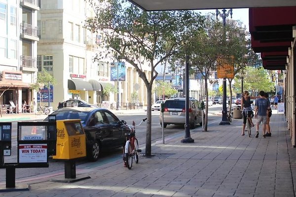 Street.SW.Pine.3rd-4th.LongBeach.22