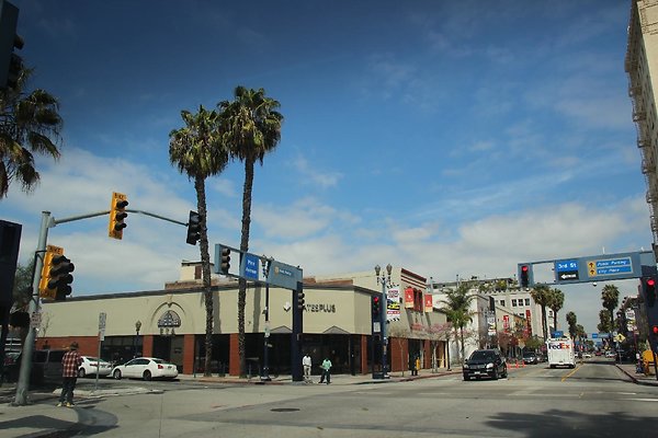 Pine St-1st to 5th lbch-006