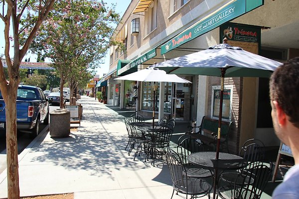 12.Kenneth.Village.Glendale
