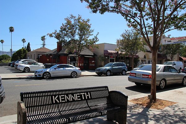 15.Kenneth.Village.Glendale