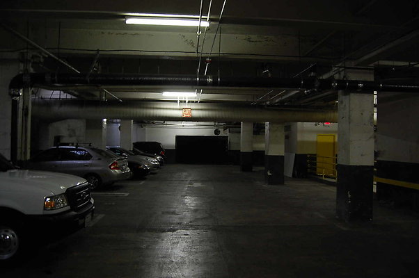 Rosslyn Loft Under Ground Parking