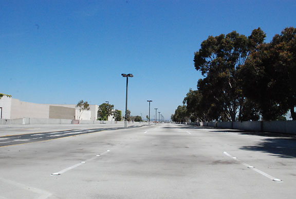 Hawthorne Mall.Kodevco90