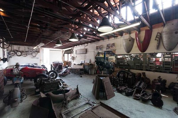 10045 garage36
