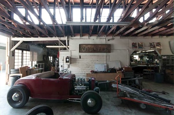10045 garage32