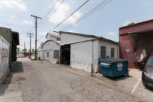 10045 alley
