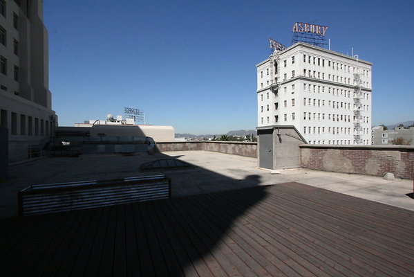 McArthur.Rooftop.07