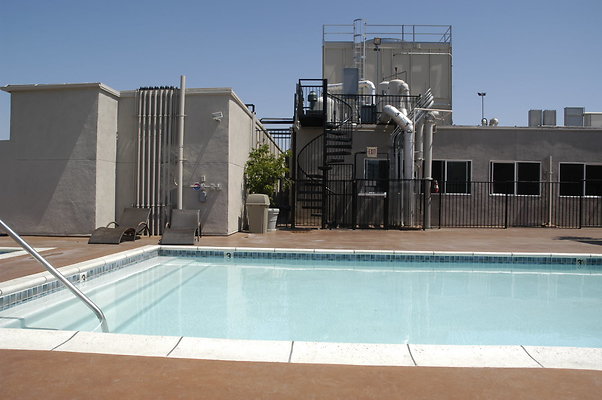 SB Tower 600 S Spring 0163