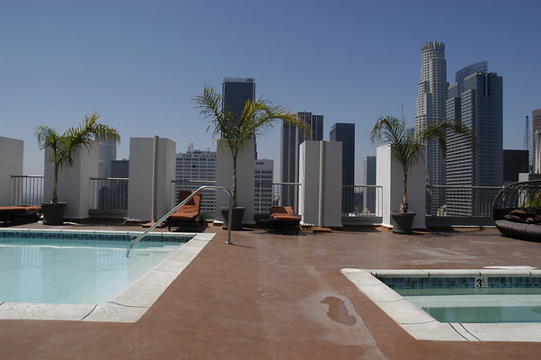SB Tower 600 S Spring 0172