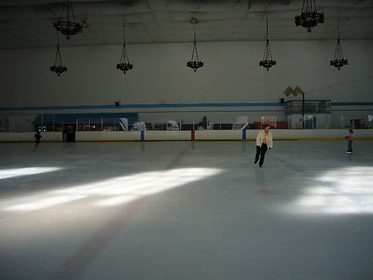 Pasadena.Ice.Skating.Center08