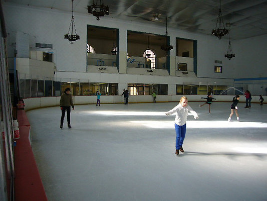 Pasadena.Ice.Skating.Center07